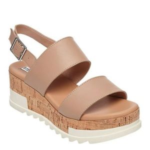 NWT - Steve Madden Platform Sandals